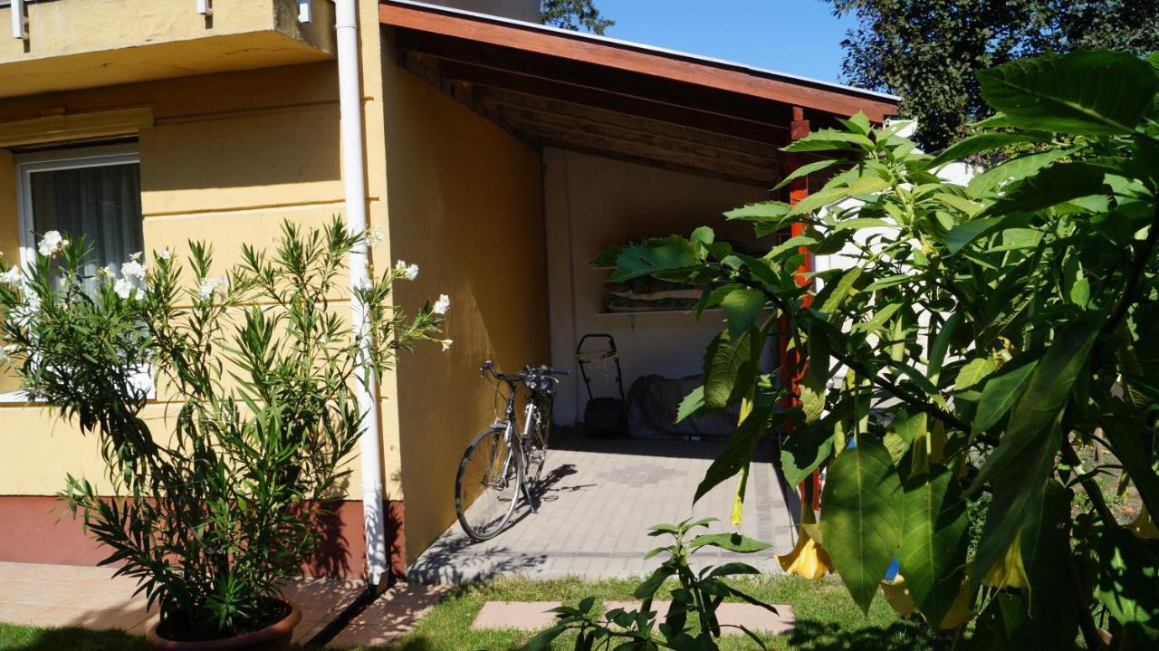 Akacia Apartment - Free Inside Parking, 2 Bedrooms, Garden, Next To Centre Budapeszt Zewnętrze zdjęcie
